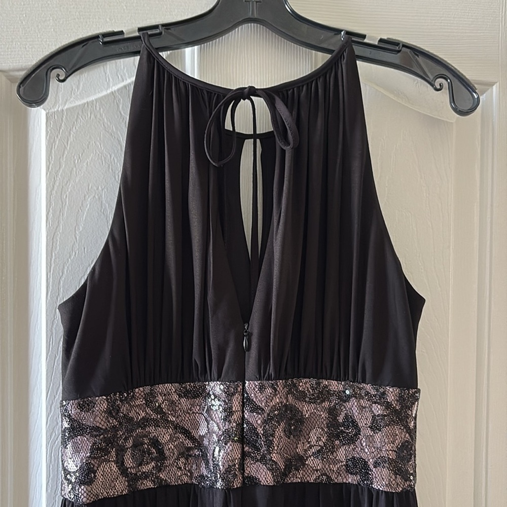 R & M Richards Black Halter Style Dress‎ with Sequined Waistband size 12 - Picture 7 of 10